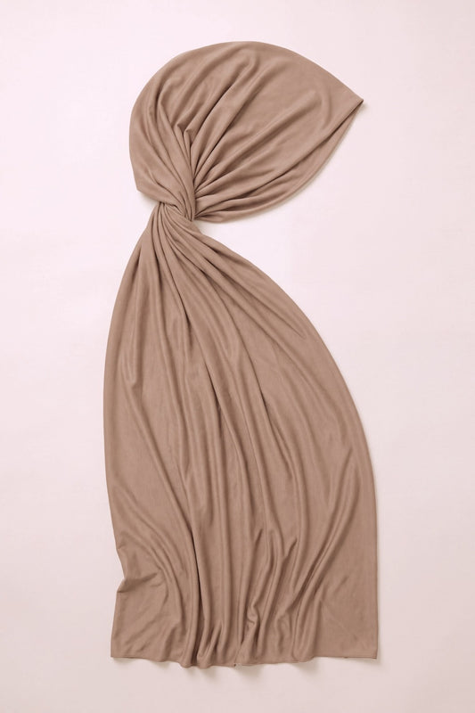 Toffee Plain Edition liquid jersey hijab in a jersey, cotton and silk blend