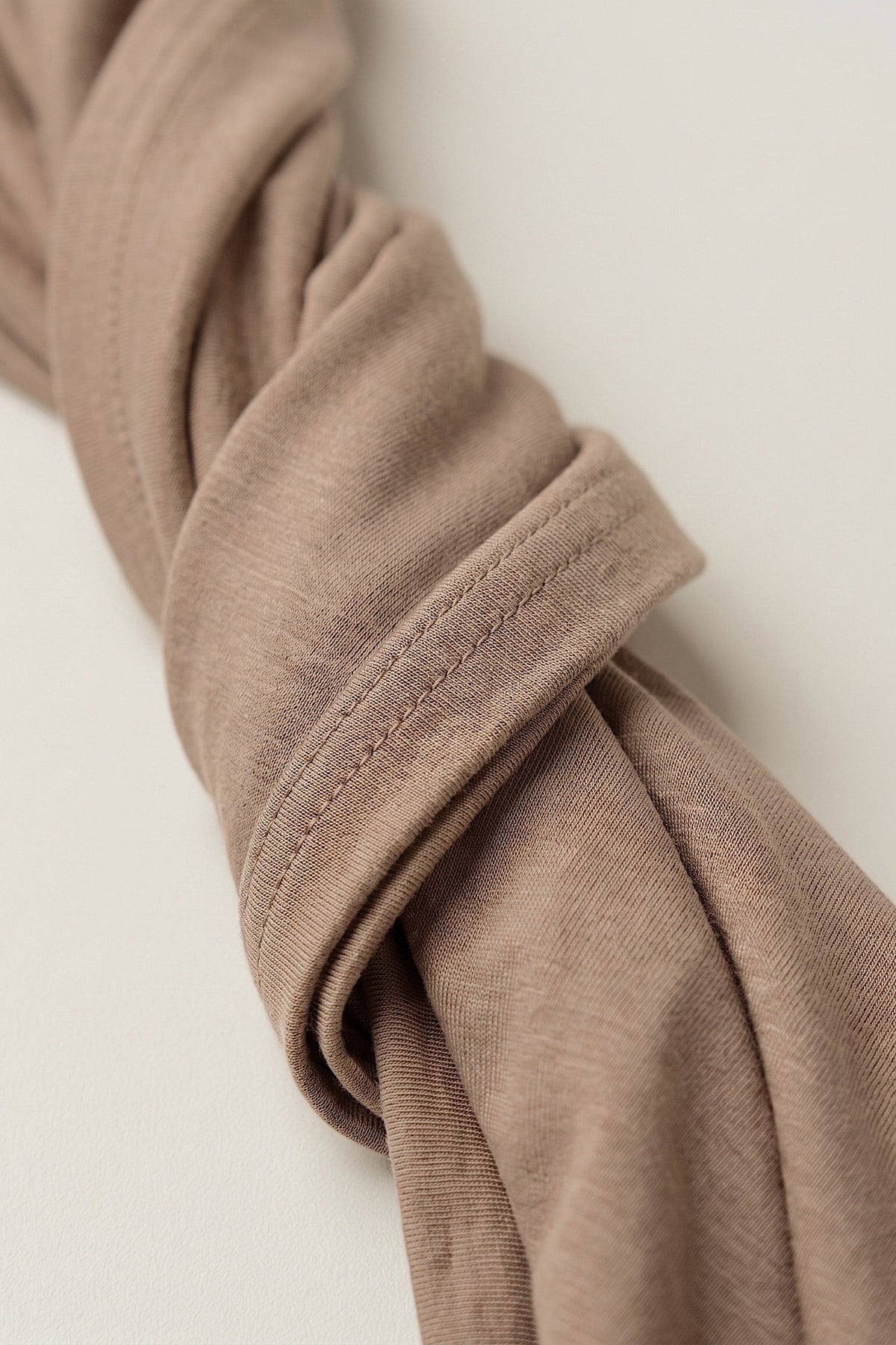 Grey-brown cotton jersey hijab, 190 x 80cm, from the Al Emira Silora range
