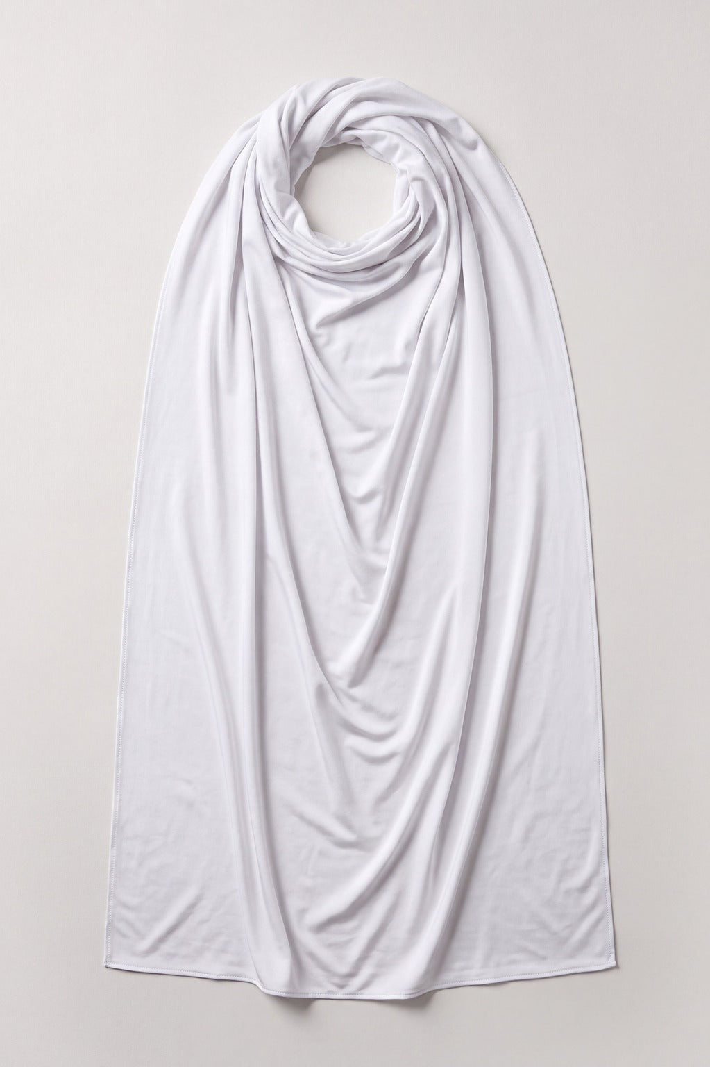 White Plain Edition liquid jersey hijab in a jersey, cotton and silk blend