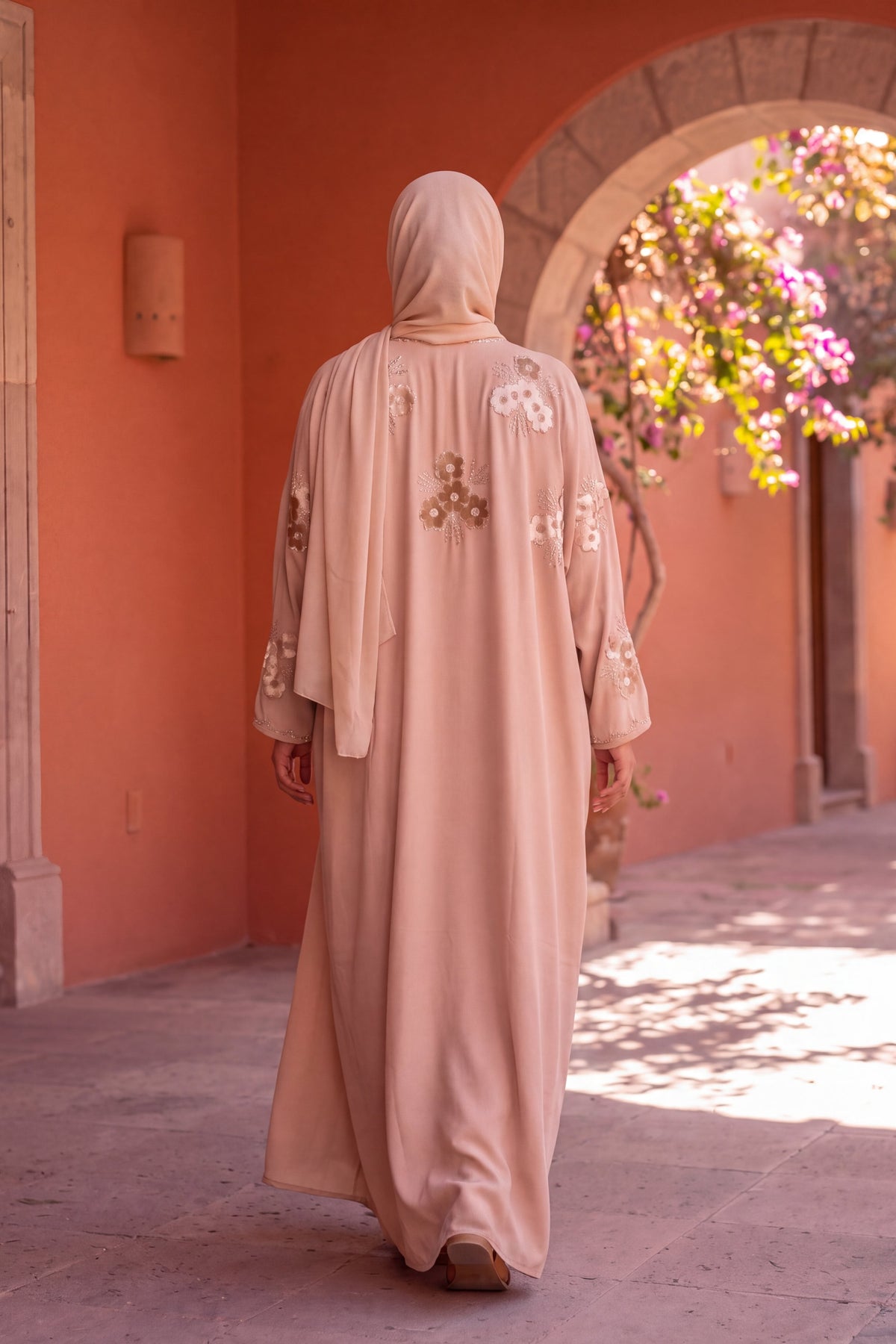 Blossom abaya in Champagne, view 3