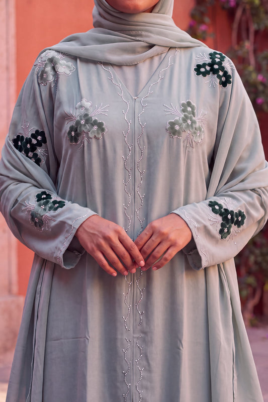 Blossom abaya in Sage, view 2