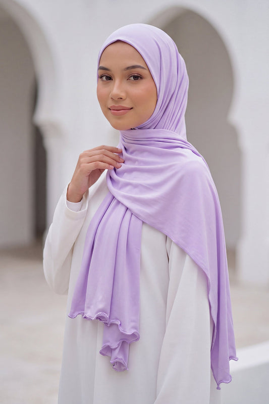 Al Emira Lilac Satin Ripple hijab in a jersey, polyester and nylon blend