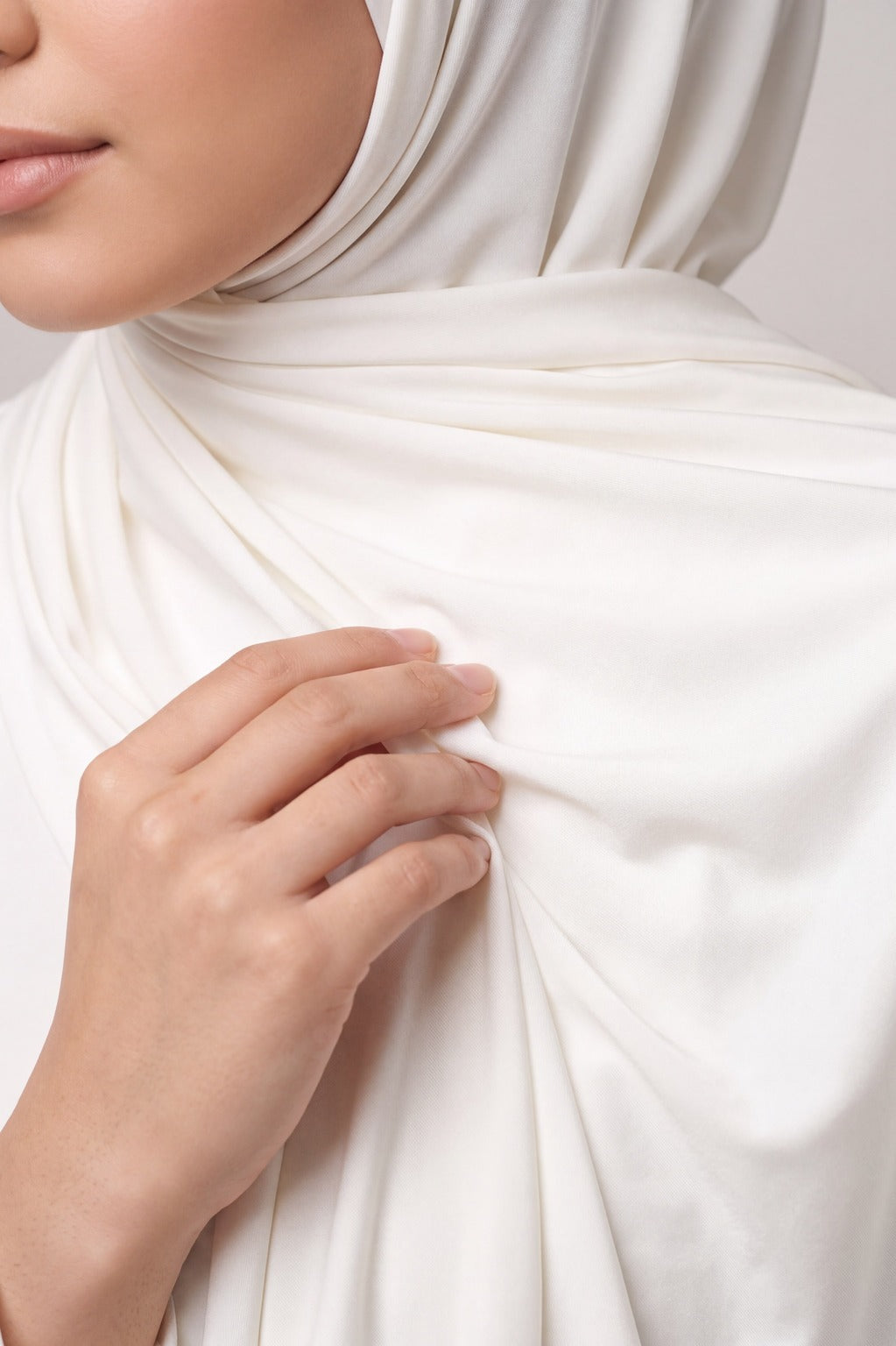 Off-white plain jersey hijab from the Al Emira Plain Edition range