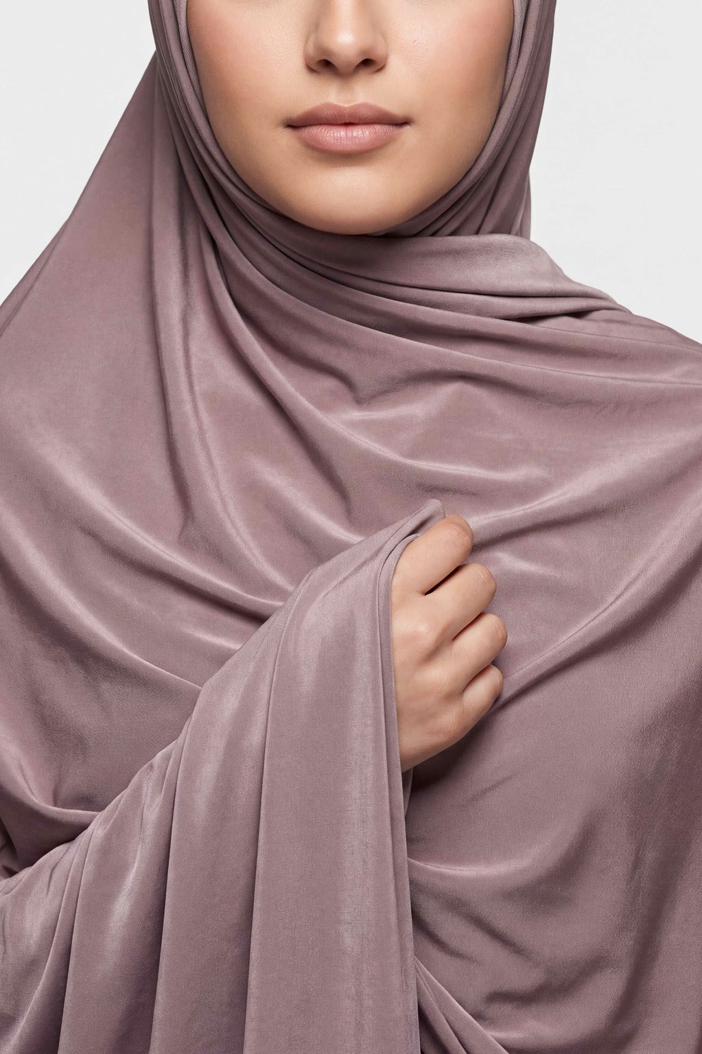 Dusky pink-purple plain jersey hijab from the Al Emira Plain Edition range