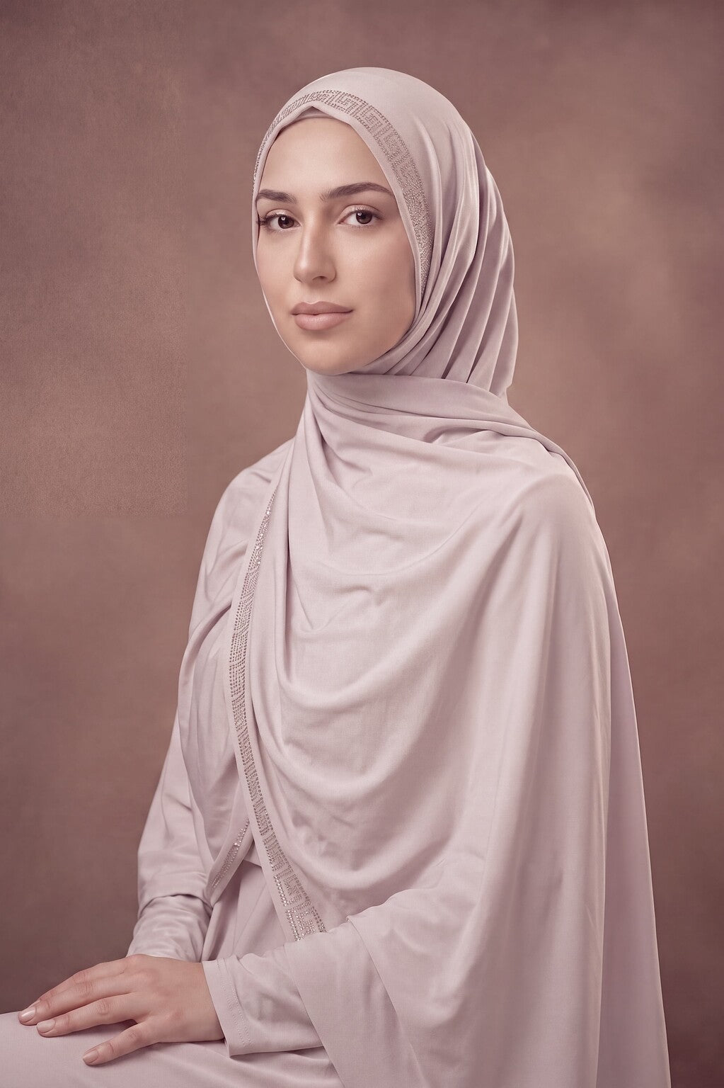 Quartz Greek key jersey hijab, 175 x 70cm
