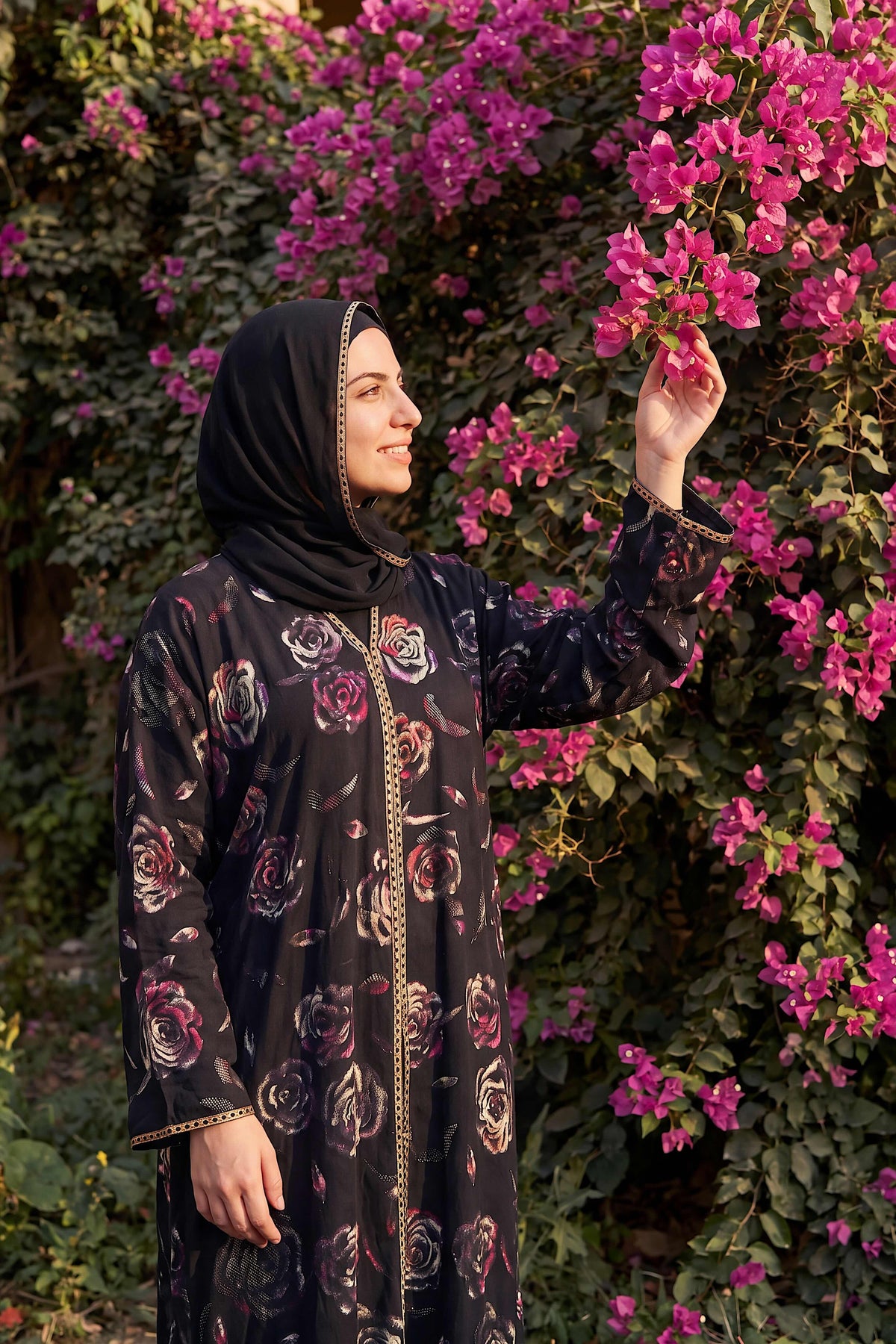 Rosette abaya in Orchid, view 4