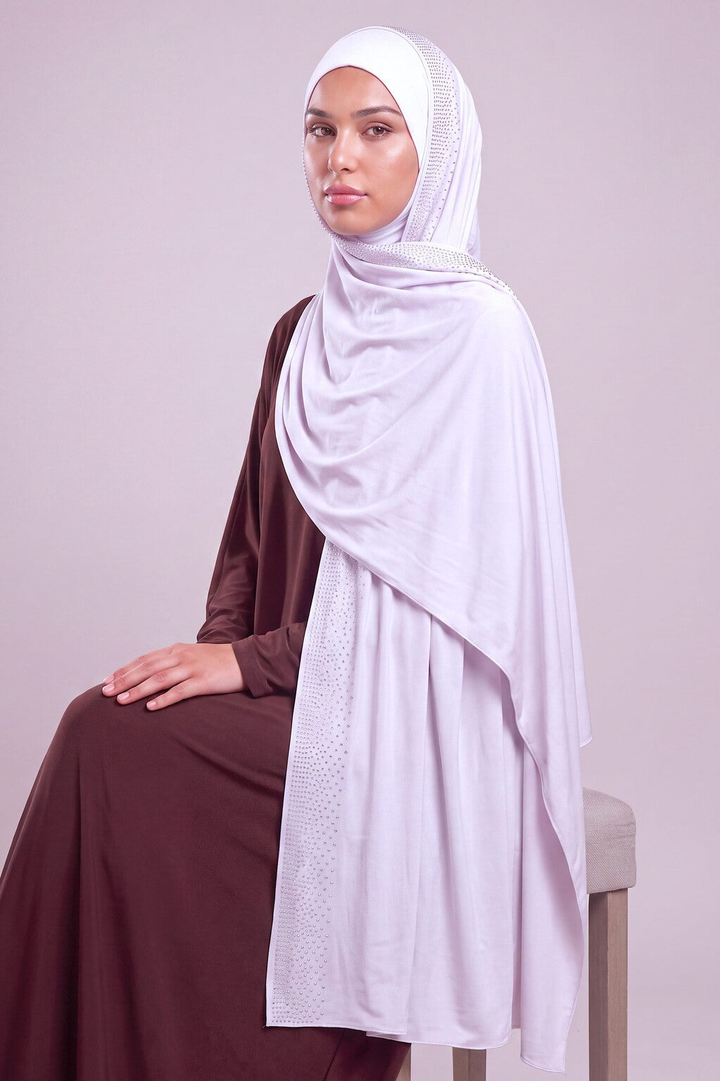 White rhinestone jersey hijab, 175 x 70cm