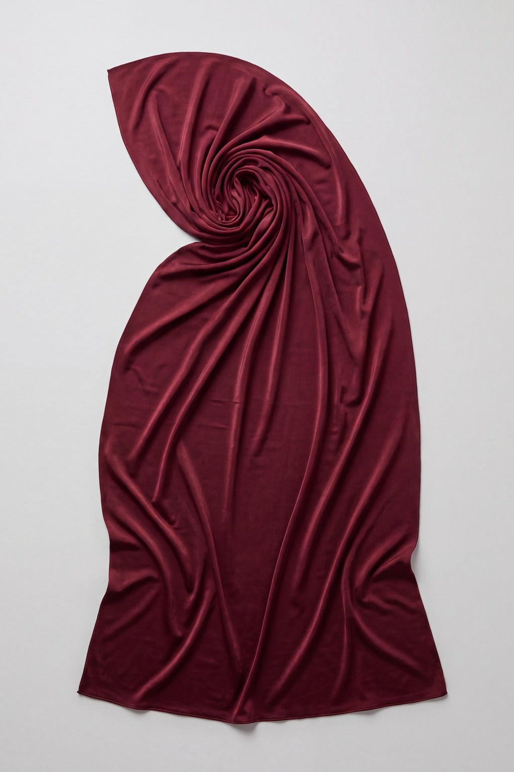 Oxblood Plain Edition liquid jersey hijab in a jersey, cotton and silk blend