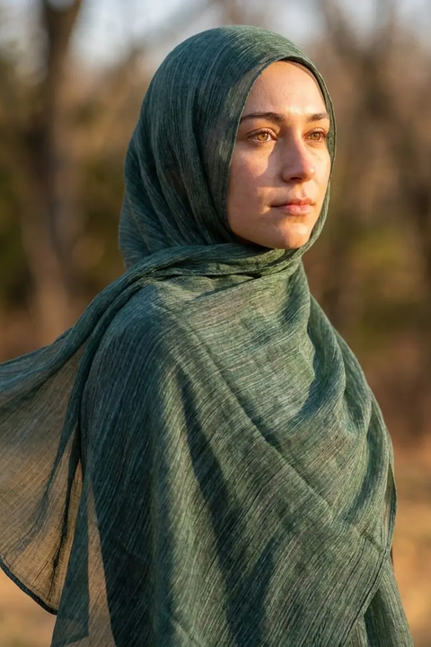 Forest Green Crinkle Edition Thai Modal hijab by Al Emira