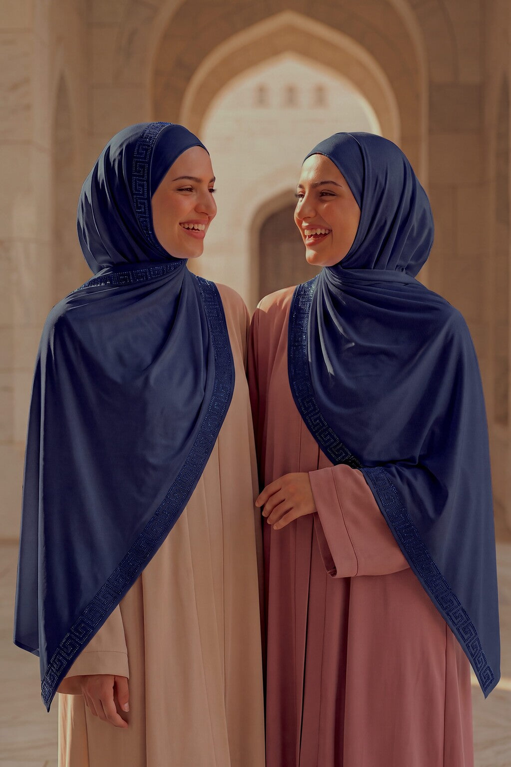 Al Emira Navy Quincunx hijab in a jersey, cotton and silk blend