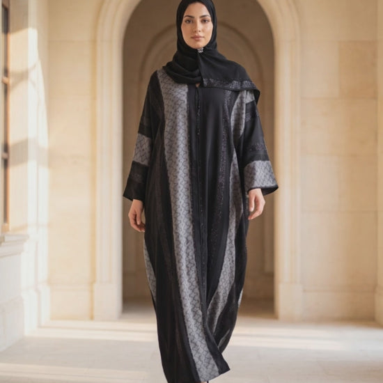 Video of the Mashrabiya abaya in Graphite